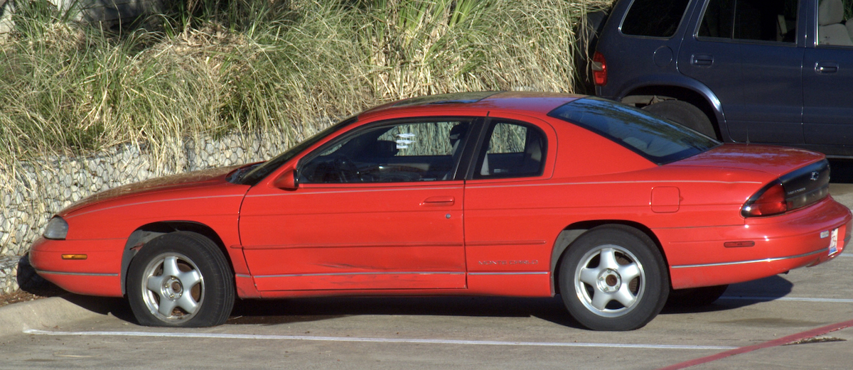 How Long Can A Car Sit On A Flat Tire [Beware!]