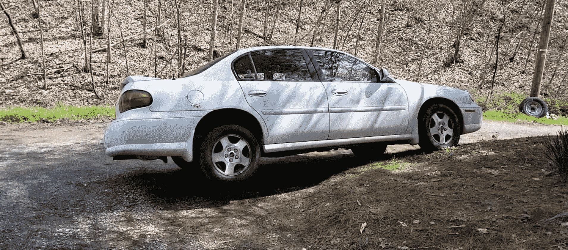 Two Methods How To Change A Flat Tire Without A Jack?