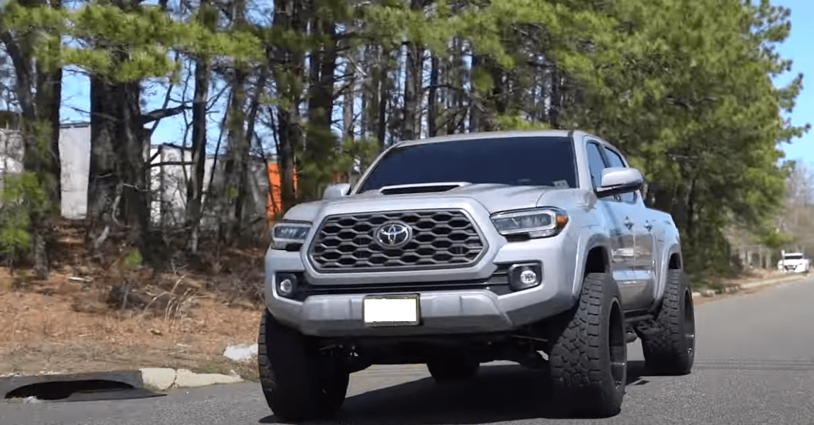 what-size-tires-can-i-put-on-my-truck-with-a-leveling-kit-tiresdoc